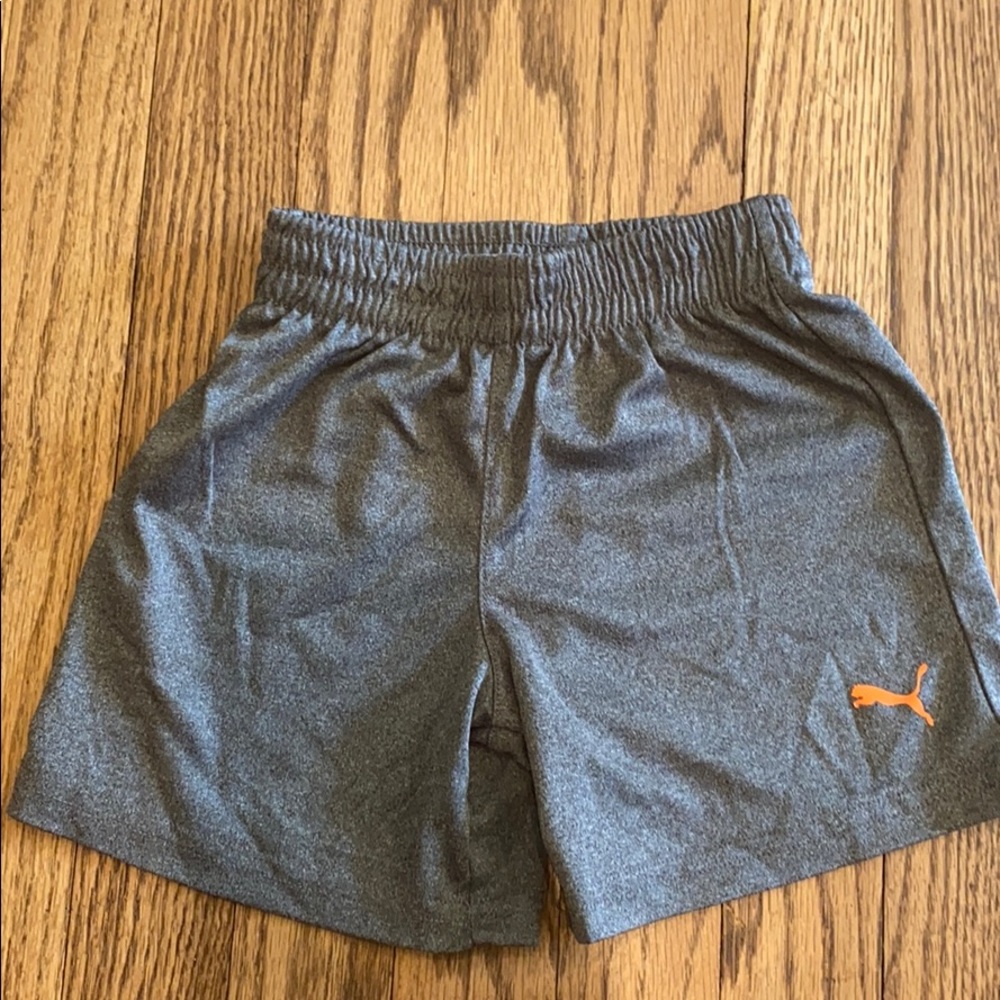 Puma elastic waist basketball shorts